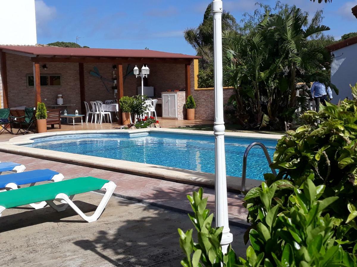 Chalet La Huerta Con Piscina Y Wifi Conil De La Frontera Luaran gambar