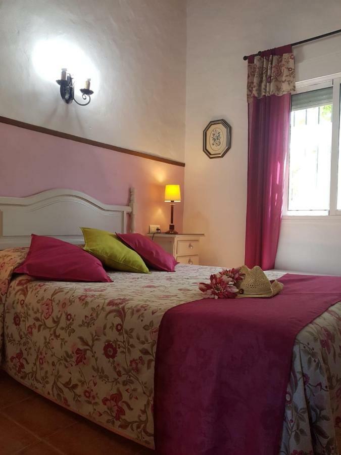 Chalet La Huerta Con Piscina Y Wifi Conil De La Frontera Luaran gambar