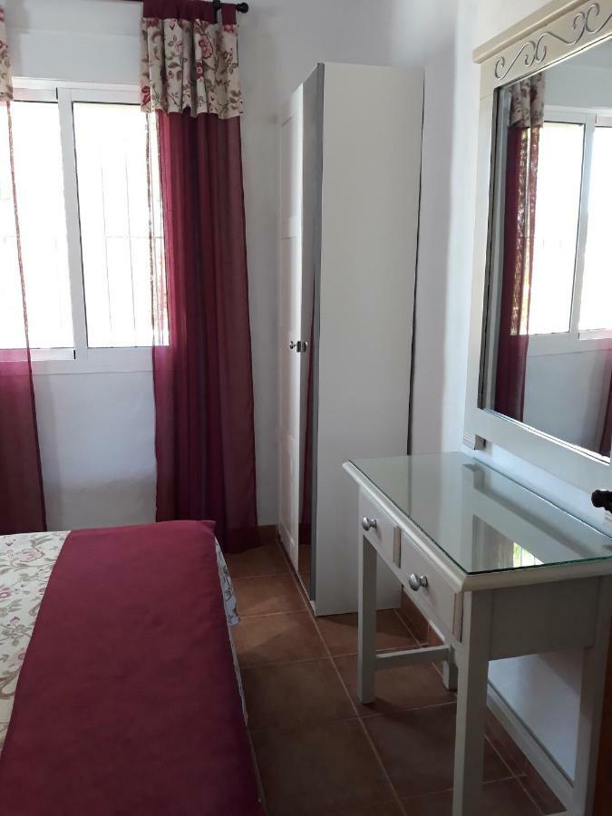 Chalet La Huerta Con Piscina Y Wifi Conil De La Frontera Luaran gambar
